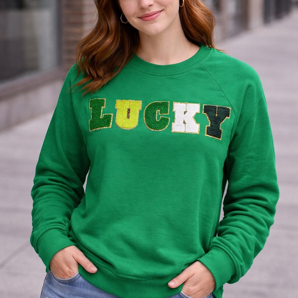 LAST ONE Lucky St Patrick’s Day Green Sweatshirt Glitter Letter Pullover Festive - Picture 2 of 5